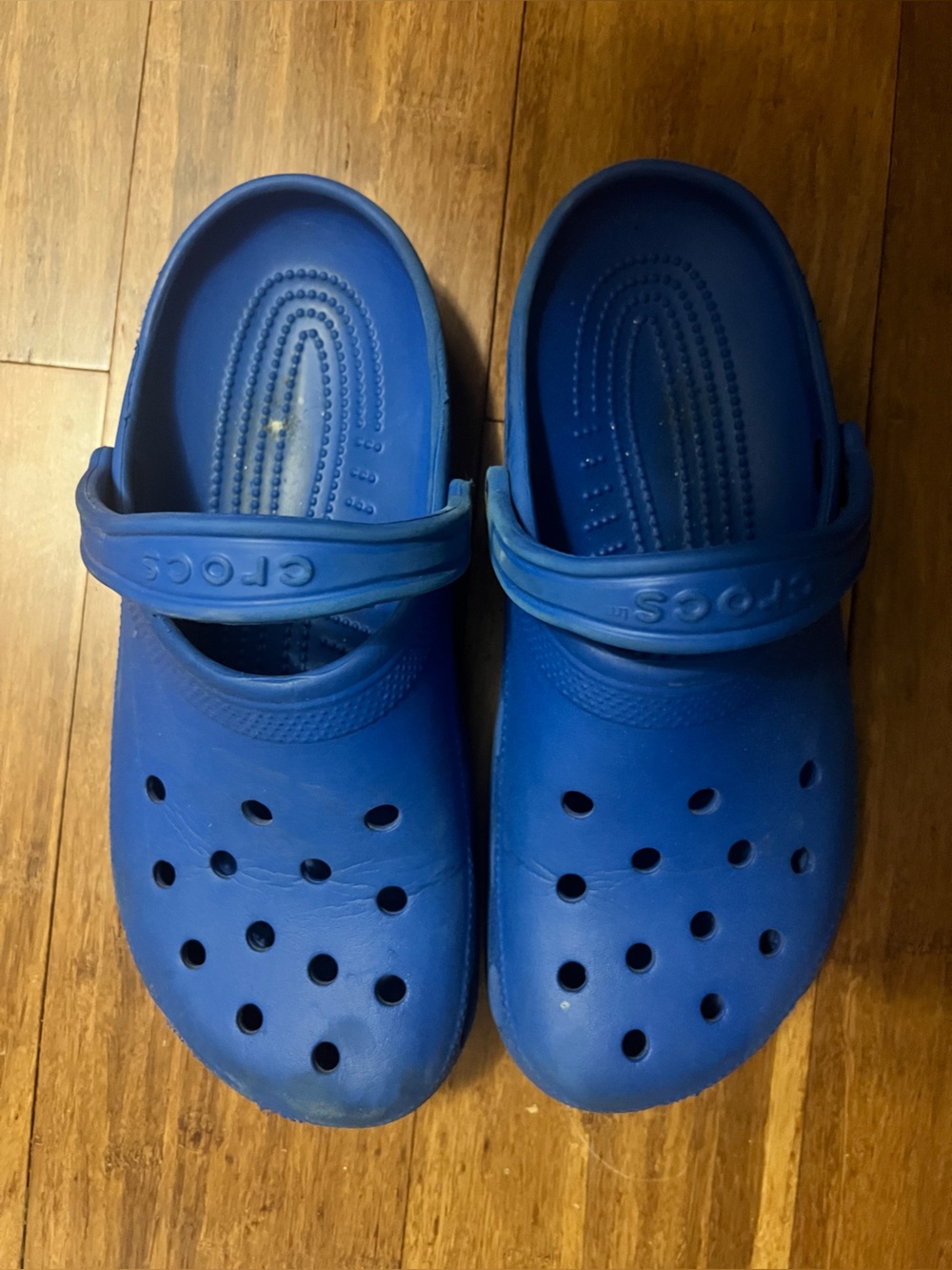 CROCS Kids Classic Clogs in Royal Blue